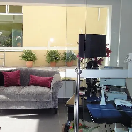 Szálloda Avenida 31 Marbella