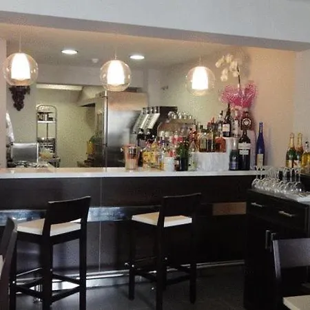 Szálloda Avenida 31 Marbella