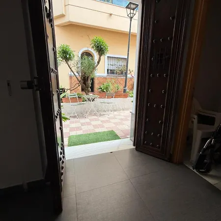 Avenida 31 فندق ماربيا