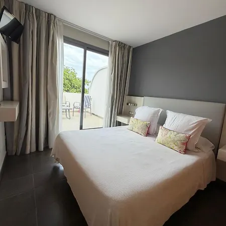 Avenida 31 Hotel Marbella
