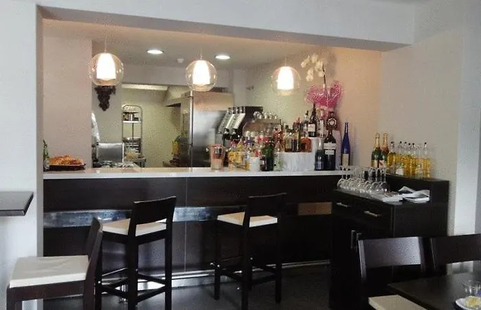 Hotel Avenida 31 Marbellac